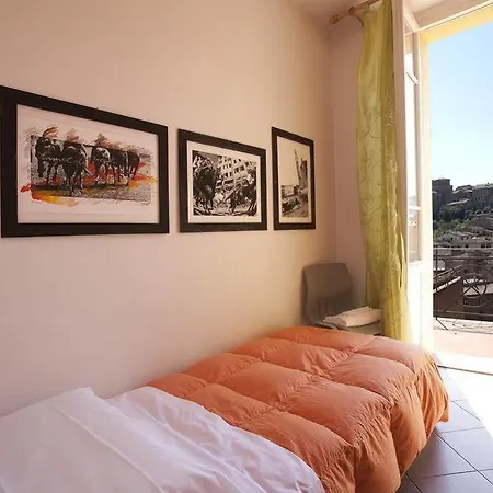 Le Lupe לינה וארוחת בוקר סיינה